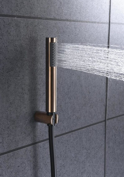 DUCHAS Y GRIFERÍA